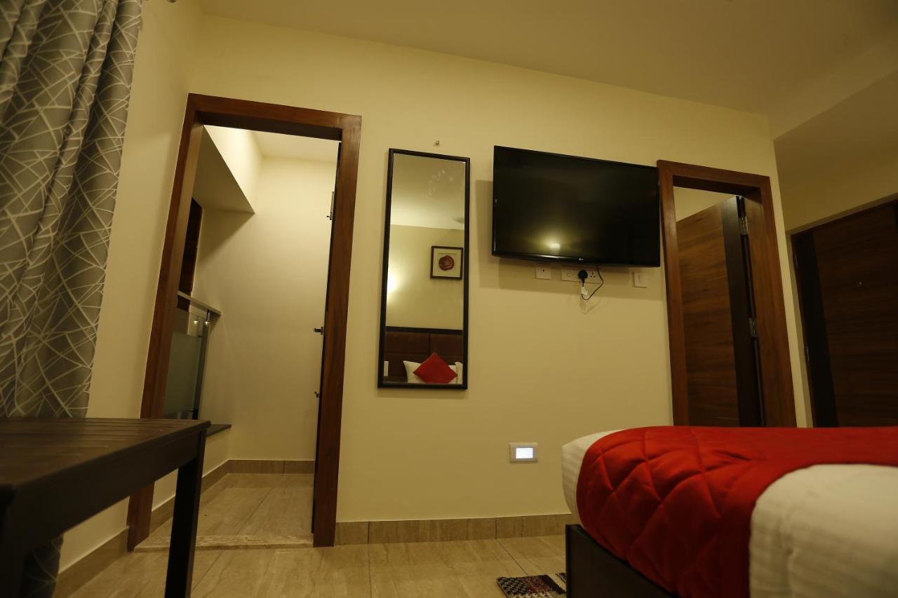 Devanahalli D Breeze Suites מראה חיצוני תמונה
